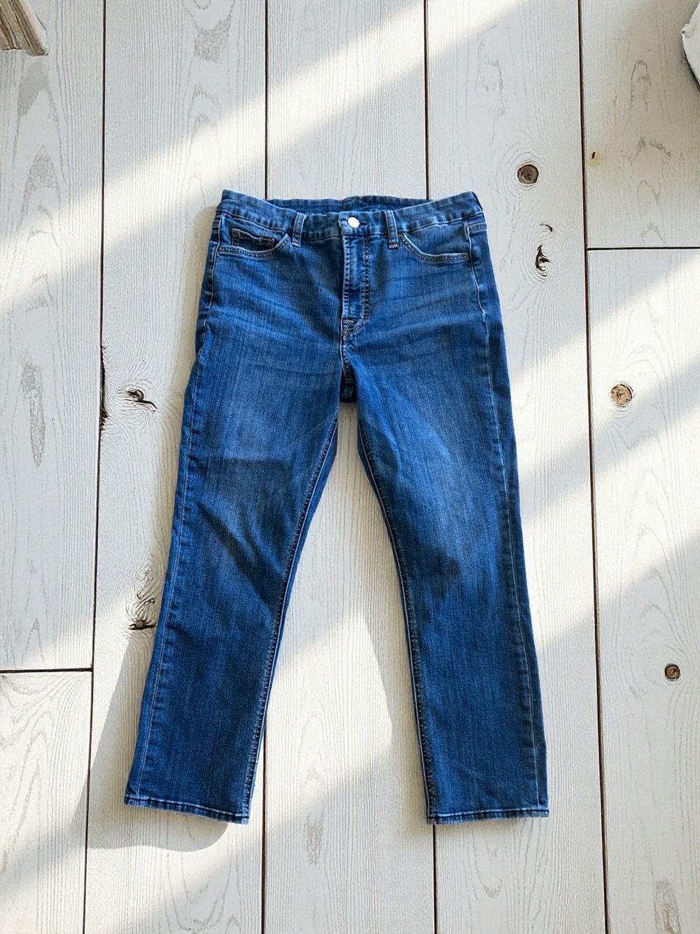 Straight-Leg Stretch Jen7 Jeans